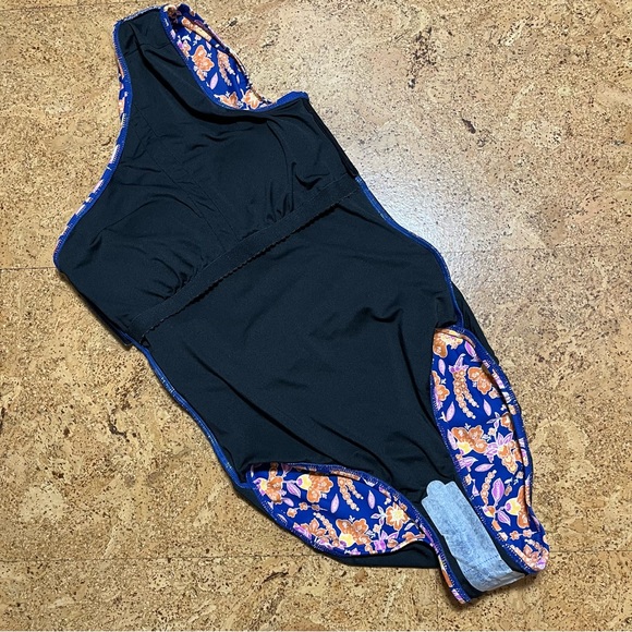 J Crew Ruched One Shoulder One Piece Floral Block Print Swimsuit NWT Sz 0 - Picture 13 of 16